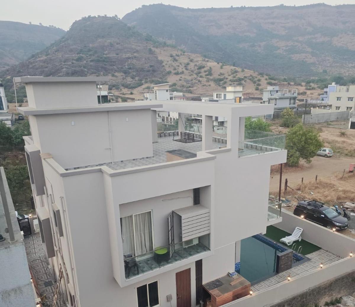 Discovery Bungalow Lonavala Bagian luar foto