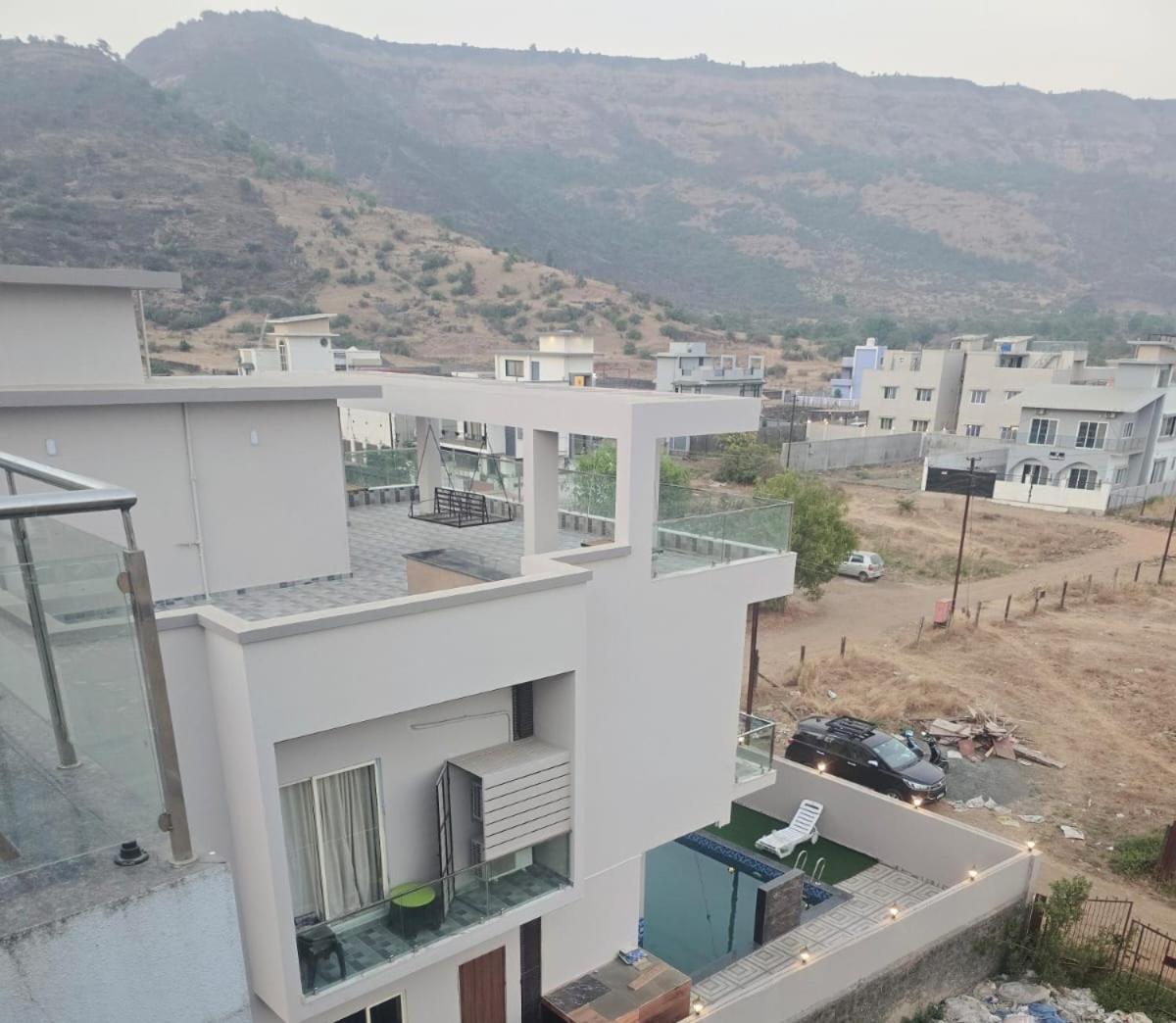 Discovery Bungalow Lonavala Bagian luar foto
